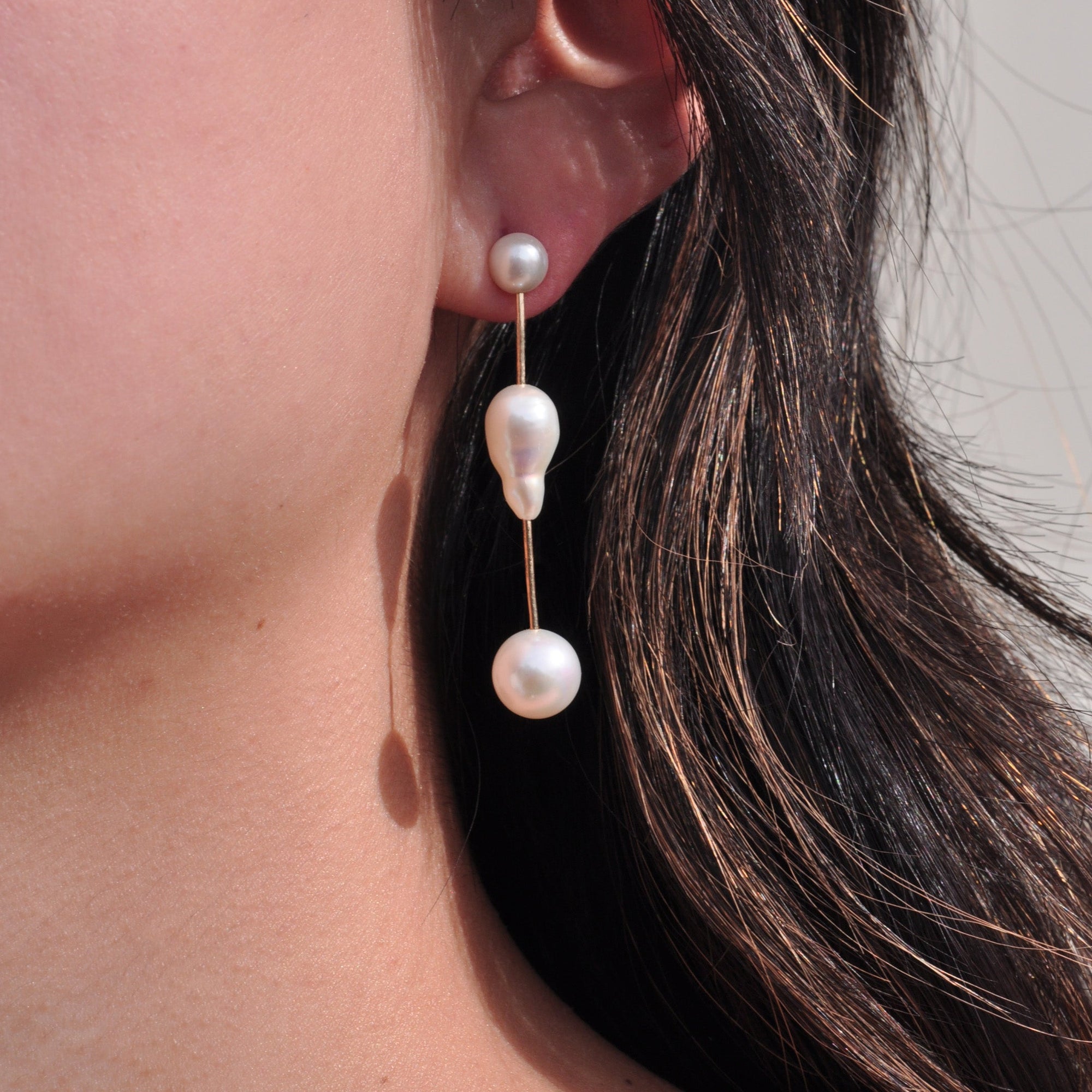 Round Cloudbar Earrings